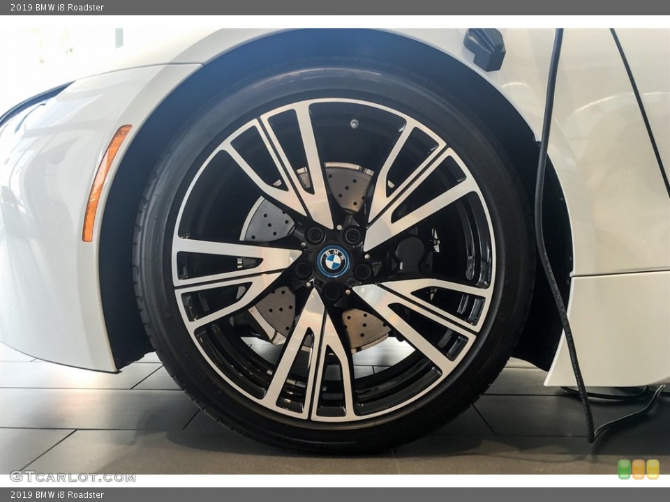 2019 BMW i8 Roadster Wheel and Tire Photo #127828189