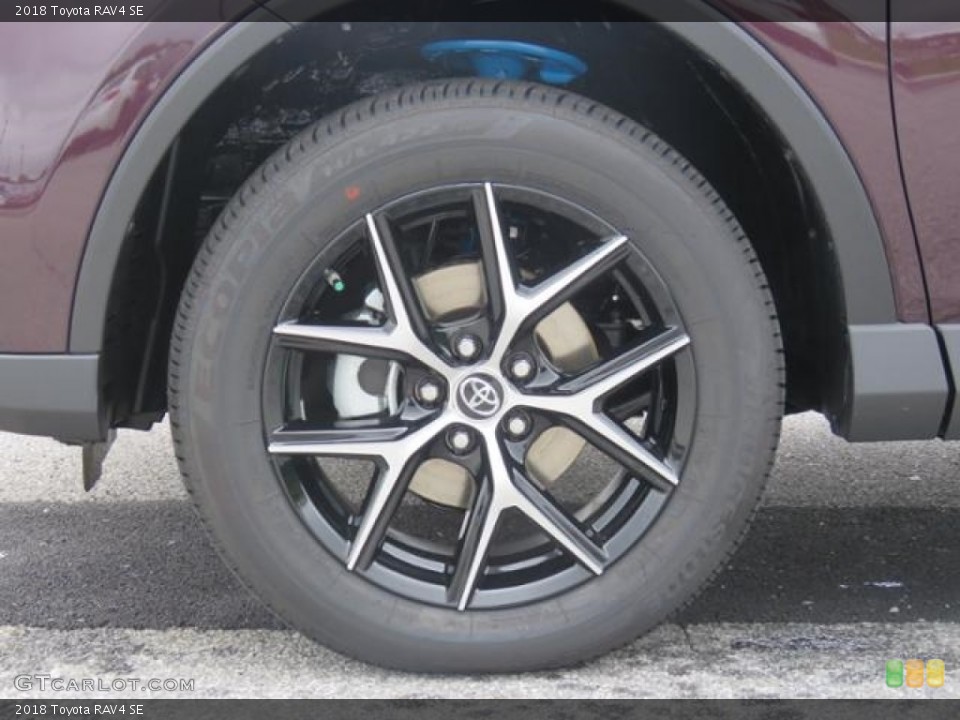 2018 Toyota RAV4 SE Wheel and Tire Photo #127948571