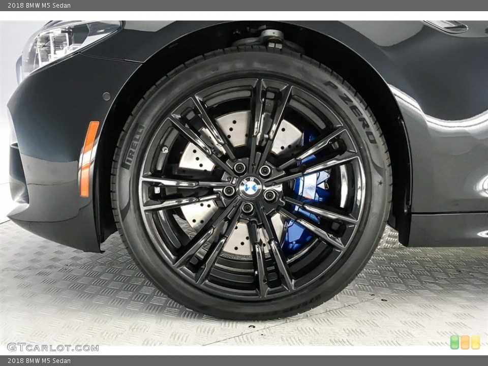 2018 BMW M5 Sedan Wheel and Tire Photo #128223752