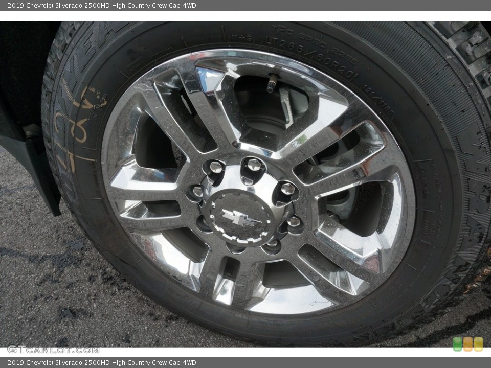 2019 Chevrolet Silverado 2500HD Wheels and Tires