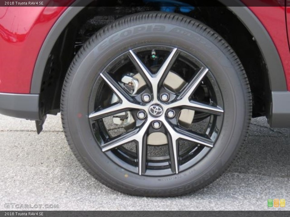 2018 Toyota RAV4 SE Wheel and Tire Photo #128414397