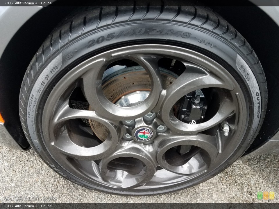 2017 Alfa Romeo 4C Wheels and Tires
