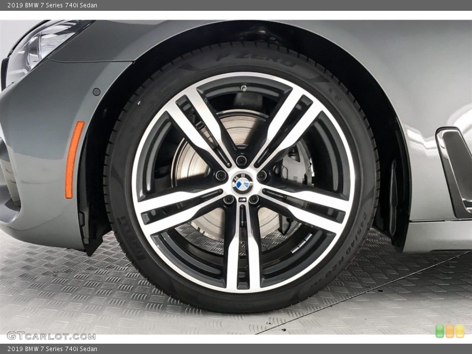 2019 BMW 7 Series 740i Sedan Wheel and Tire Photo #128526224