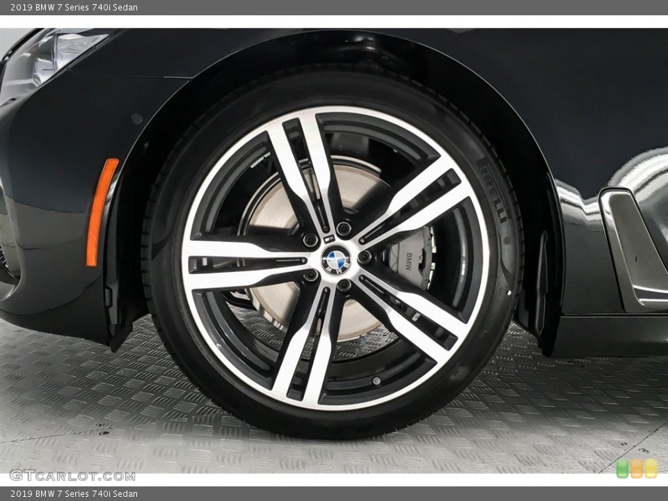 2019 BMW 7 Series 740i Sedan Wheel and Tire Photo #128863701