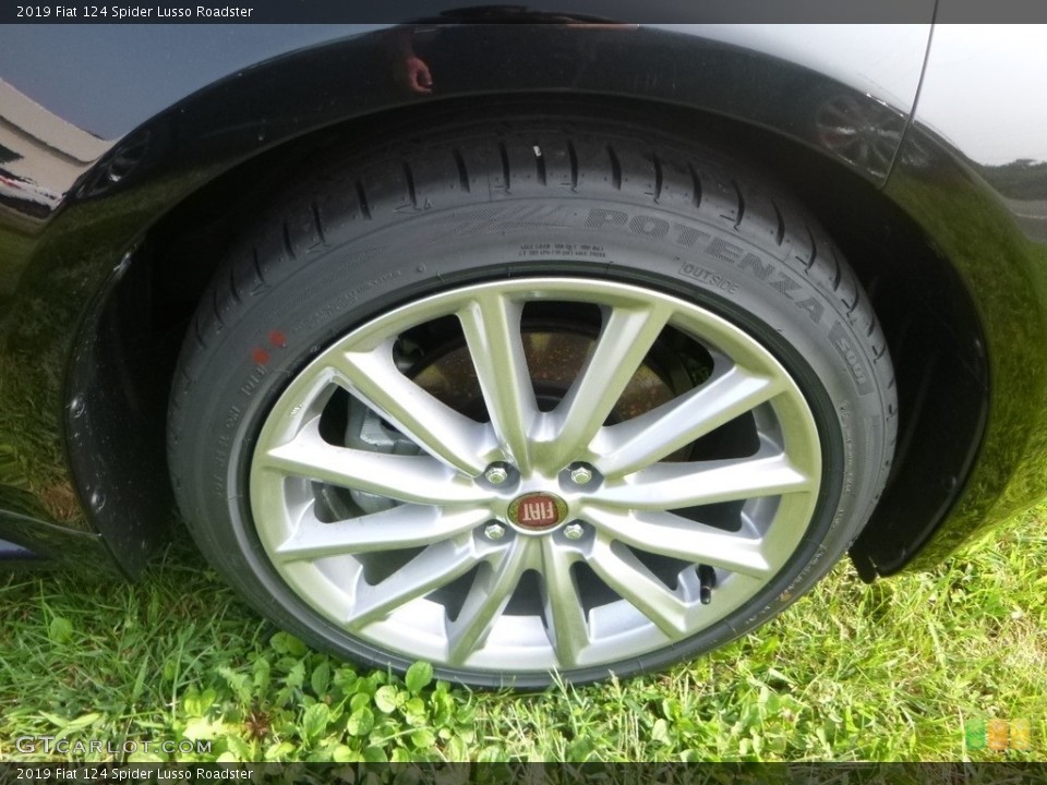 2019 Fiat 124 Spider Lusso Roadster Wheel and Tire Photo #128930043