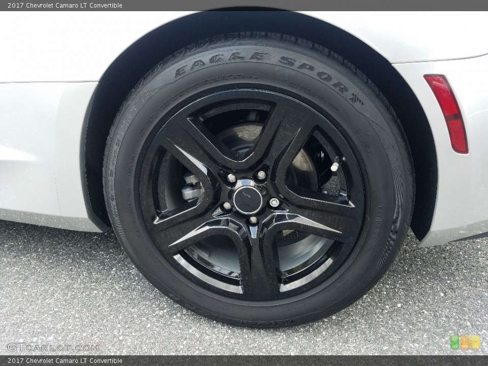 2017 Chevrolet Camaro LT Convertible Wheel and Tire Photo #129030909