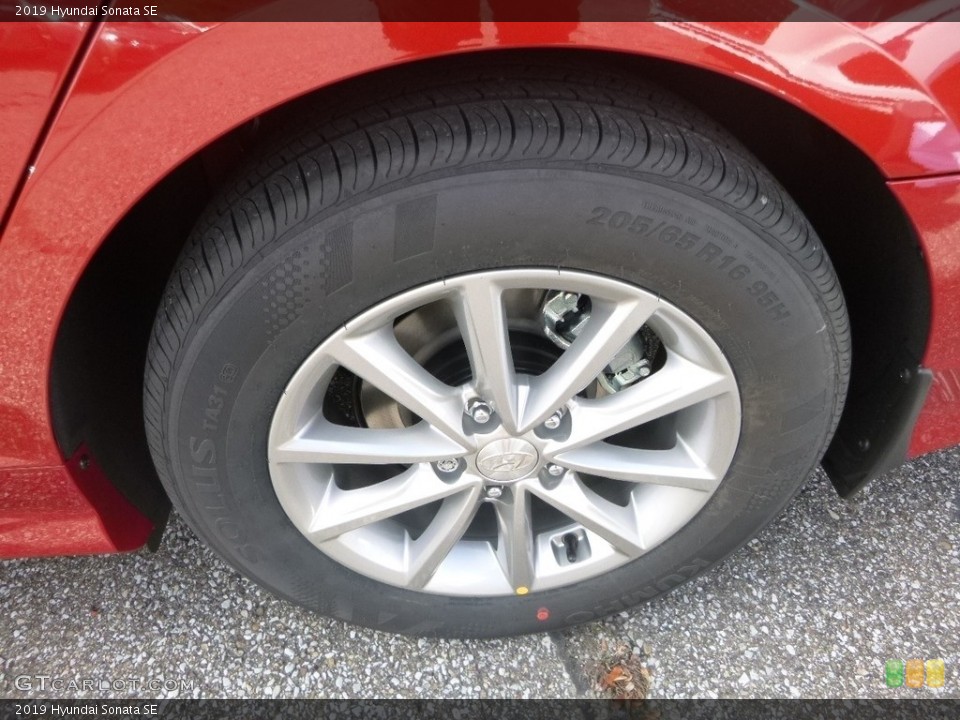 2019 Hyundai Sonata SE Wheel and Tire Photo #129356843