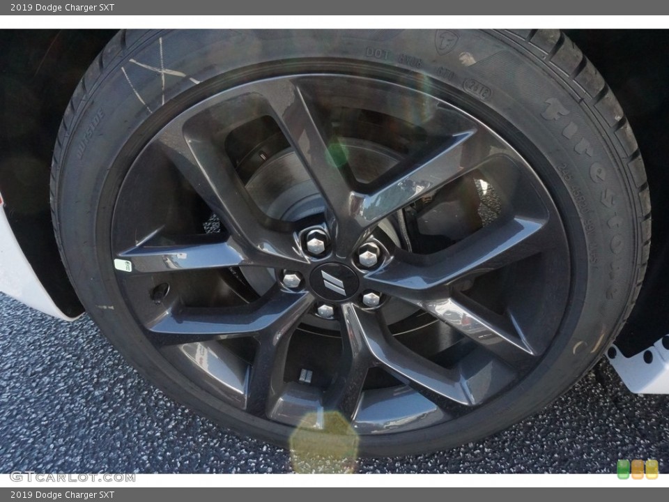 2019 Dodge Charger SXT Wheel and Tire Photo #129508545