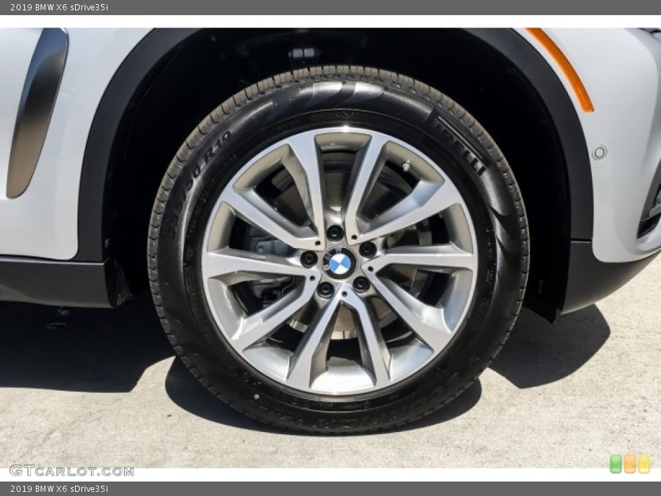 2019 BMW X6 sDrive35i Wheel and Tire Photo #129550331