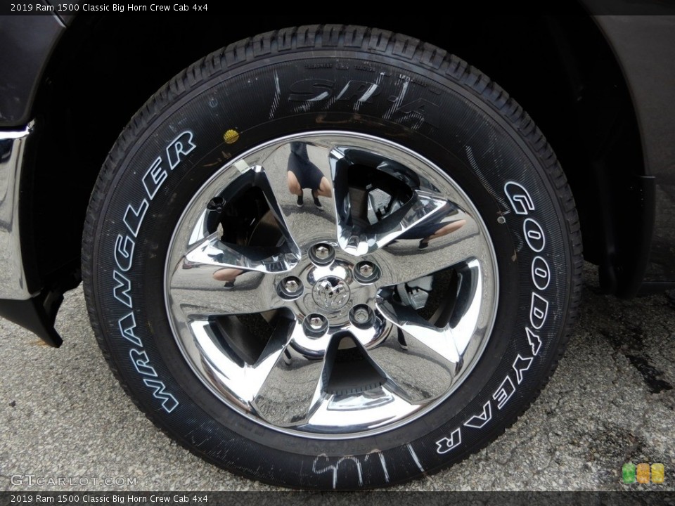 2019 Ram 1500 Classic Big Horn Crew Cab 4x4 Wheel and Tire Photo #129568908