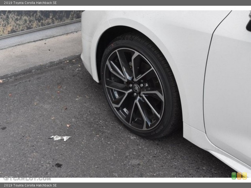 2019 Toyota Corolla Hatchback SE Wheel and Tire Photo #129583104