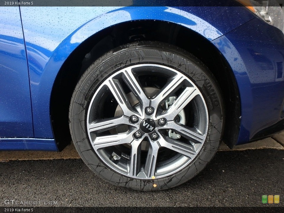 2019 Kia Forte S Wheel and Tire Photo #129586416