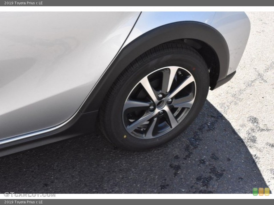 2019 Toyota Prius c LE Wheel and Tire Photo #129609184