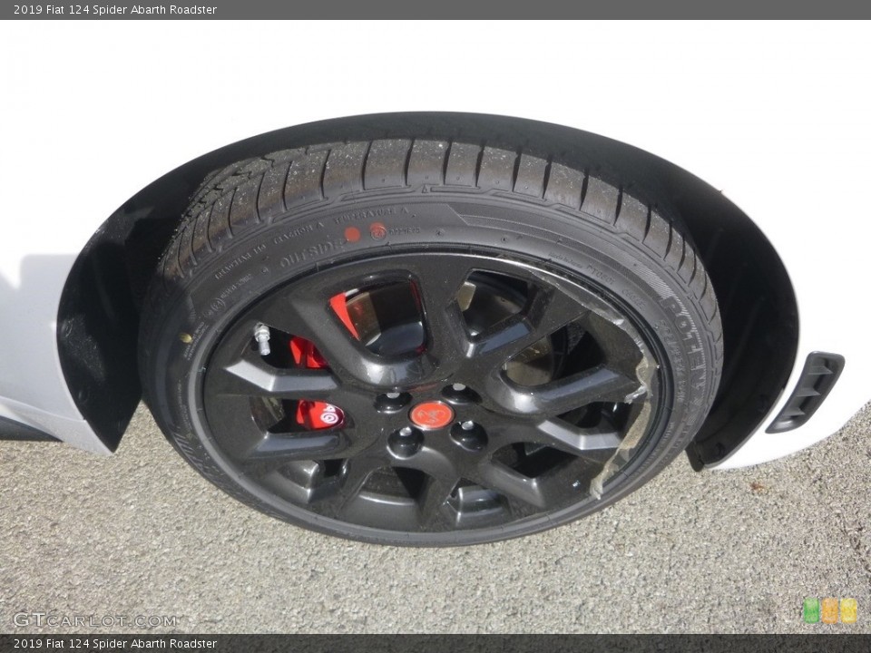 2019 Fiat 124 Spider Abarth Roadster Wheel and Tire Photo #129689306