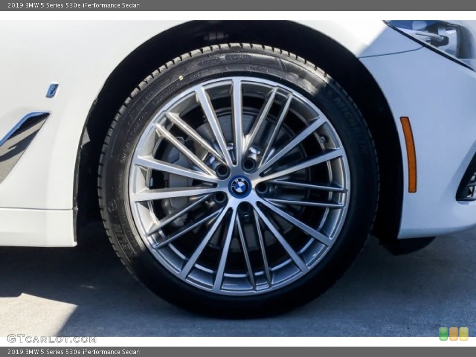 2019 BMW 5 Series 530e iPerformance Sedan Wheel and Tire Photo #129692567