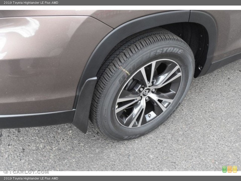 2019 Toyota Highlander LE Plus AWD Wheel and Tire Photo #129734824