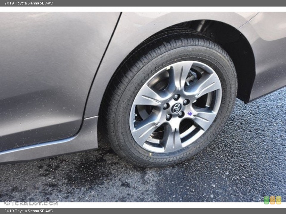 2019 Toyota Sienna SE AWD Wheel and Tire Photo #129765524