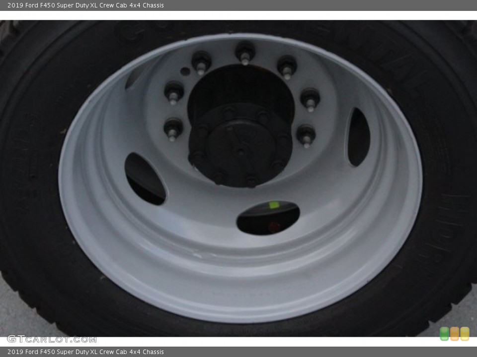 2019 Ford F450 Super Duty XL Crew Cab 4x4 Chassis Wheel and Tire Photo #129813155