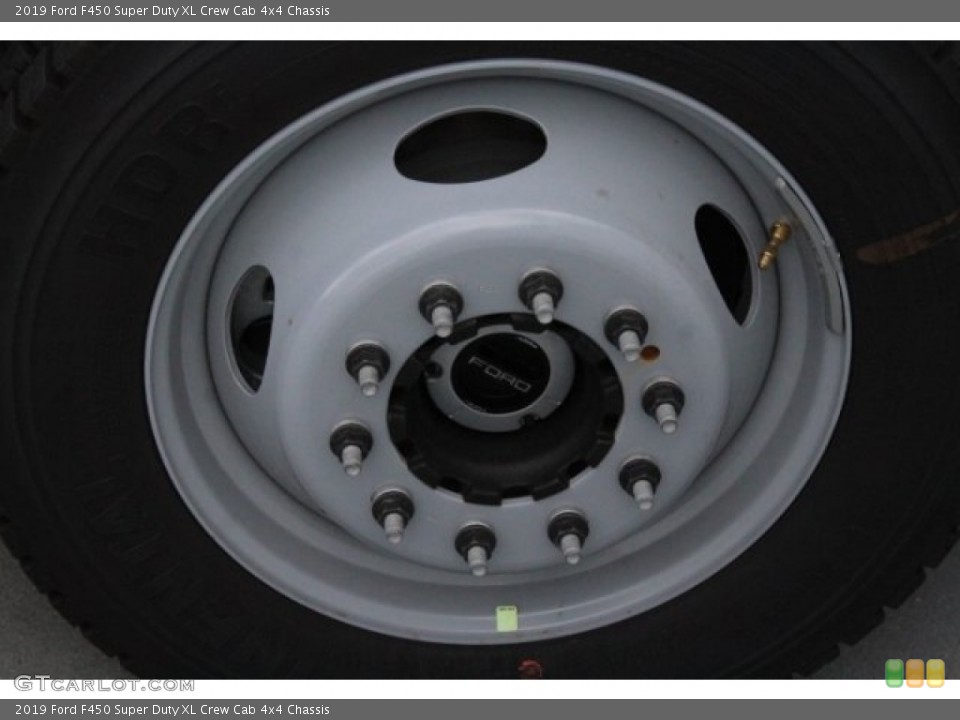 2019 Ford F450 Super Duty XL Crew Cab 4x4 Chassis Wheel and Tire Photo #129813167