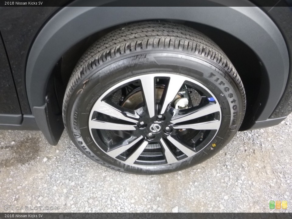 2018 Nissan Kicks SV Wheel and Tire Photo #129887314