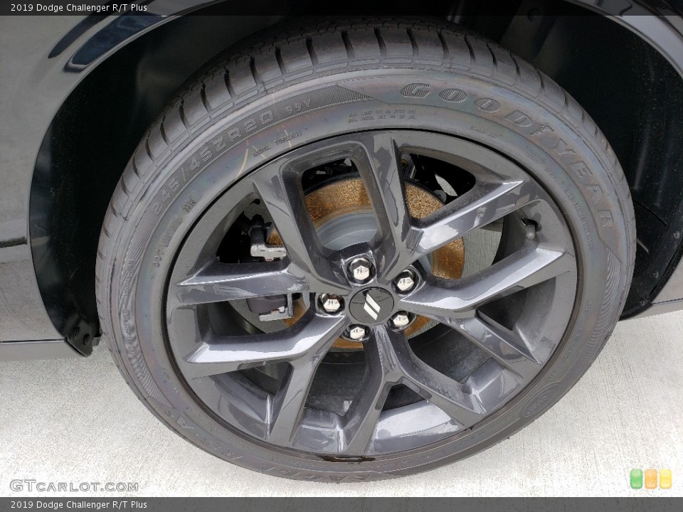 2019 Dodge Challenger R/T Plus Wheel and Tire Photo #130176525