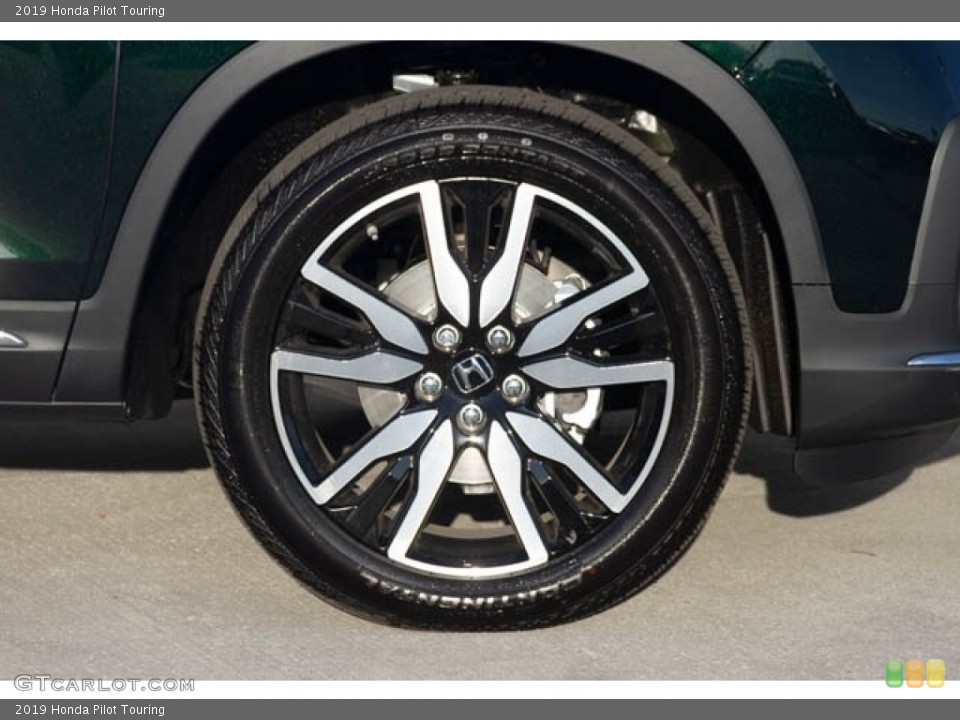 2019 Honda Pilot Touring Wheel and Tire Photo #130481255