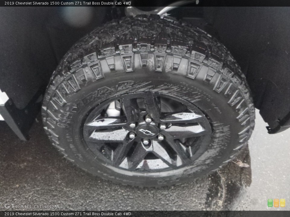2019 Chevrolet Silverado 1500 Custom Z71 Trail Boss Double Cab 4WD Wheel and Tire Photo #130512296