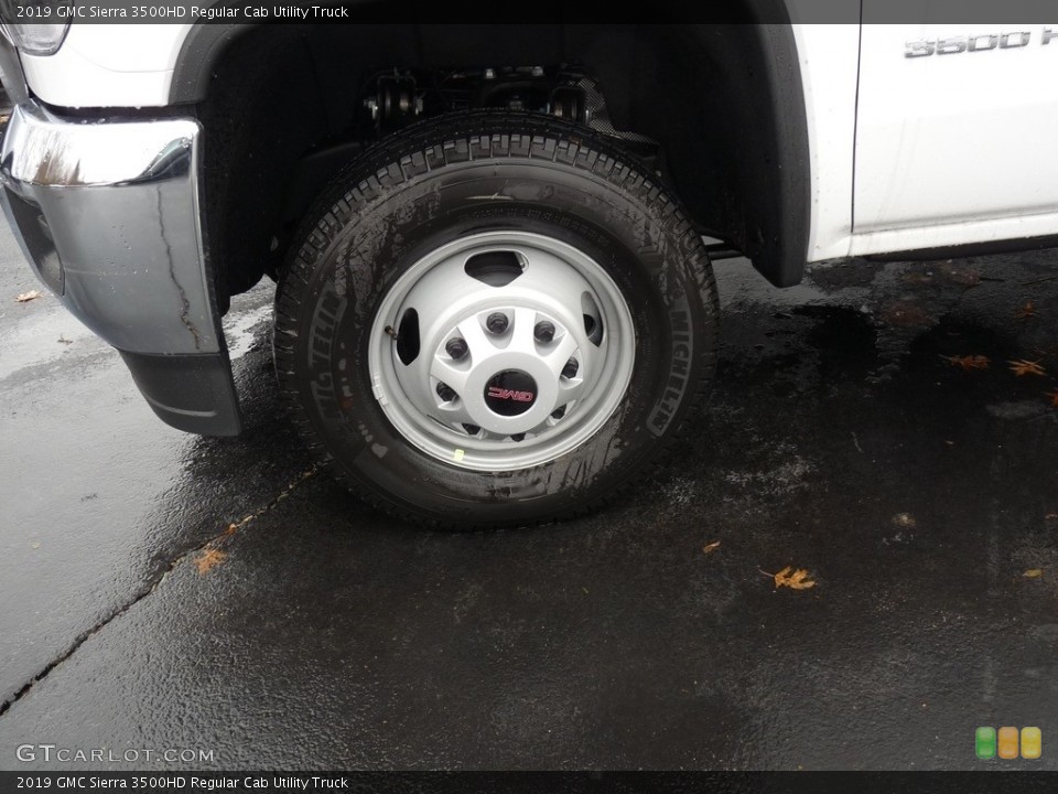 2019 GMC Sierra 3500HD Regular Cab Utility Truck Wheel and Tire Photo #130739420