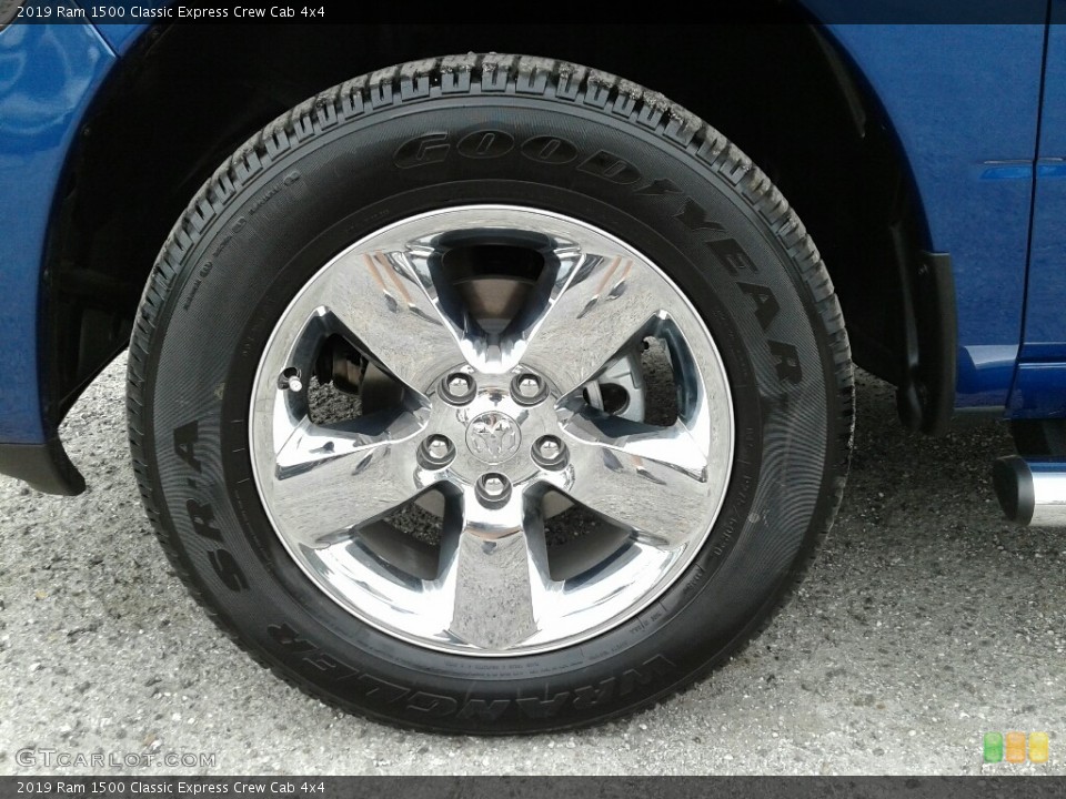 2019 Ram 1500 Classic Express Crew Cab 4x4 Wheel and Tire Photo #131028114