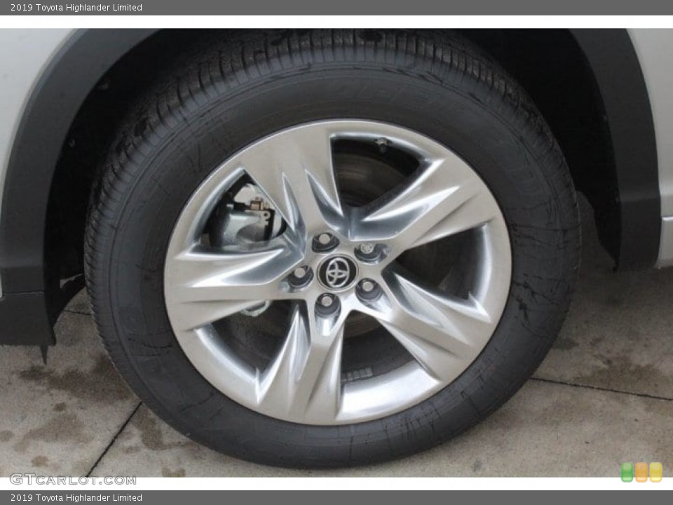 2019 Toyota Highlander Limited Wheel and Tire Photo #131132687