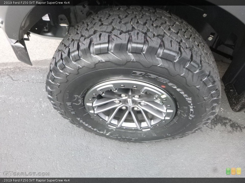 2019 Ford F150 SVT Raptor SuperCrew 4x4 Wheel and Tire Photo #131143454