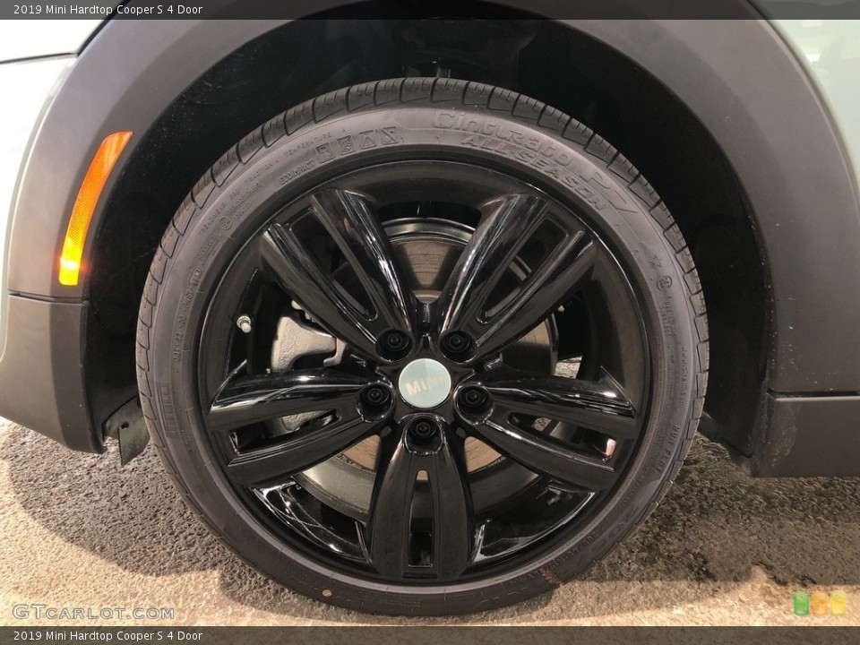 2019 Mini Hardtop Cooper S 4 Door Wheel and Tire Photo #131179525