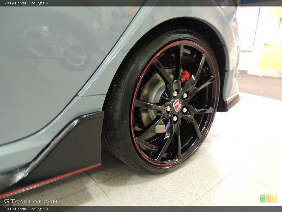 2019 Honda Civic Type R Wheel and Tire Photo #131209784