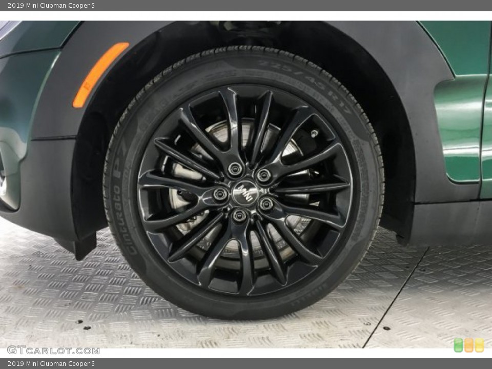 2019 Mini Clubman Cooper S Wheel and Tire Photo #131309769