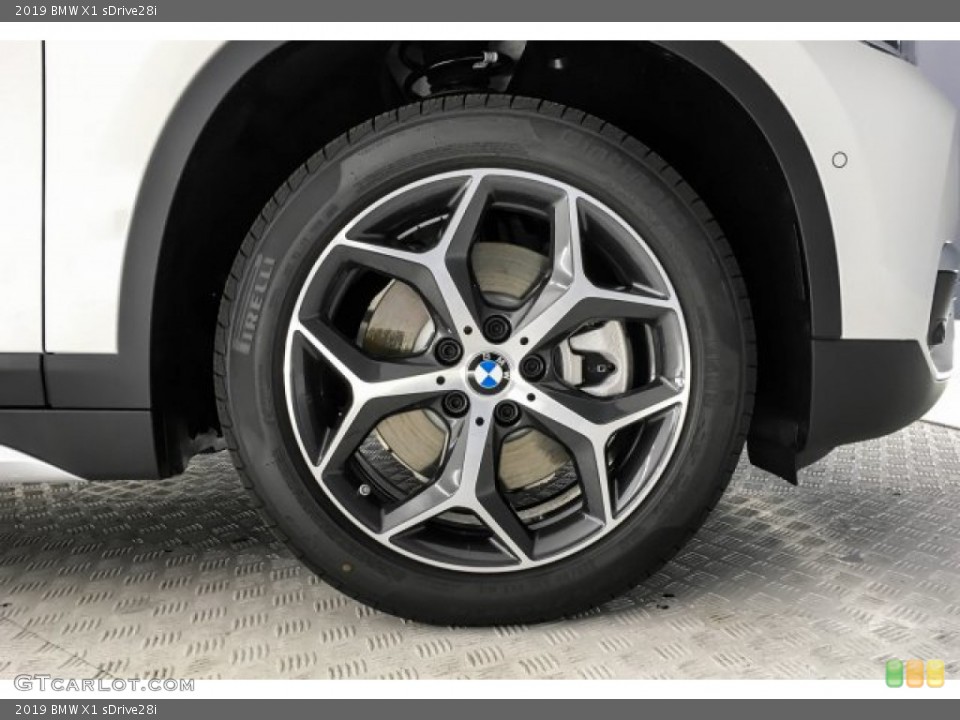 2019 BMW X1 sDrive28i Wheel and Tire Photo #131382038