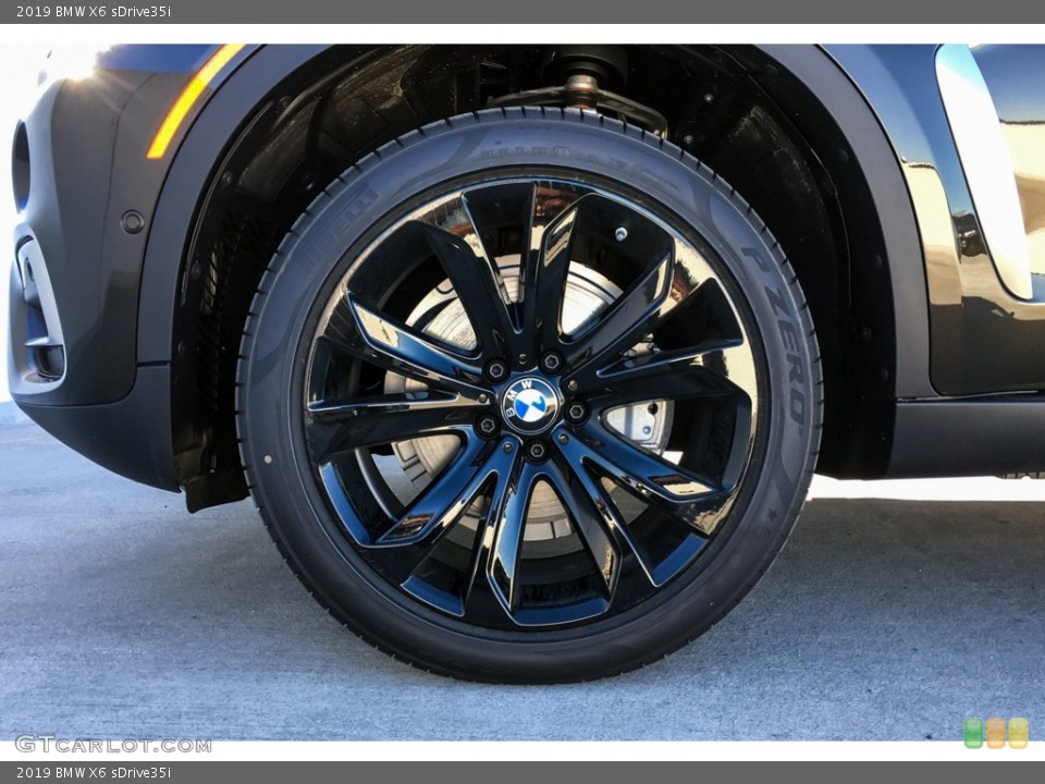 2019 BMW X6 sDrive35i Wheel and Tire Photo #131546801