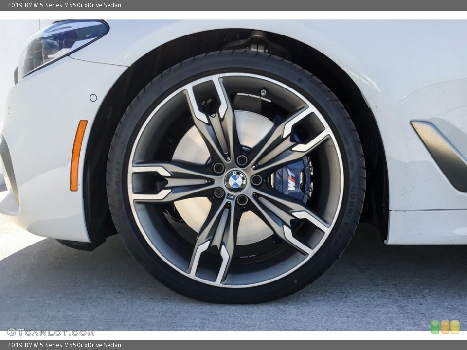 2019 BMW 5 Series M550i xDrive Sedan Wheel and Tire Photo #131592556