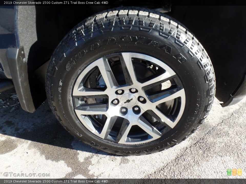 2019 Chevrolet Silverado 1500 Custom Z71 Trail Boss Crew Cab 4WD Wheel and Tire Photo #131986842