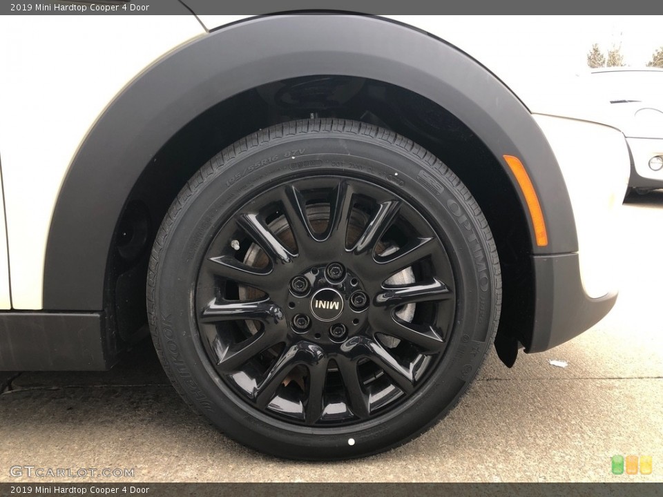 2019 Mini Hardtop Cooper 4 Door Wheel and Tire Photo #132069736