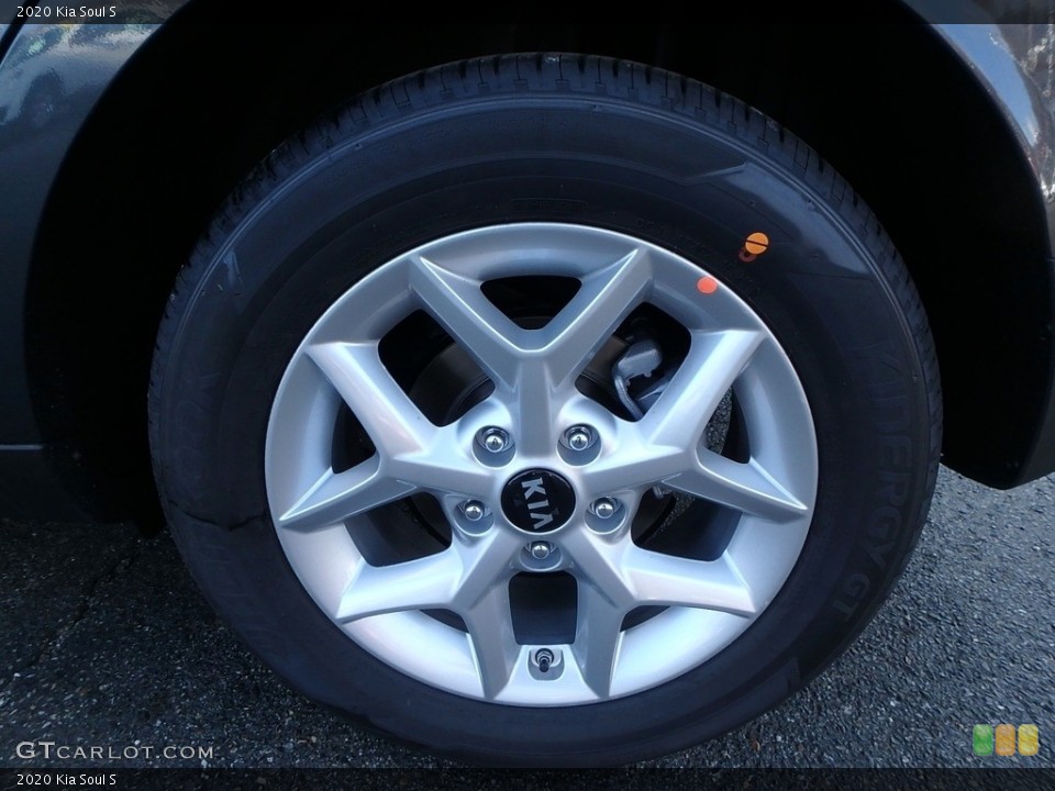 2020 Kia Soul S Wheel and Tire Photo #132792527