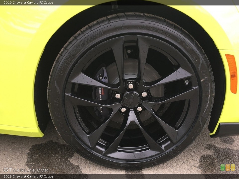 2019 Chevrolet Camaro RS Coupe Wheel and Tire Photo #132838591