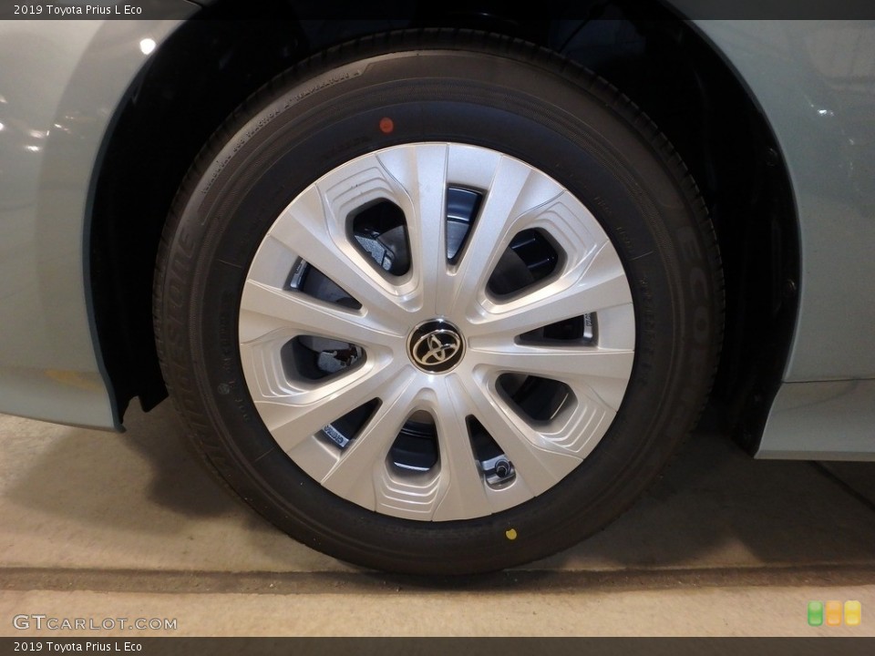 2019 Toyota Prius L Eco Wheel and Tire Photo #132908049