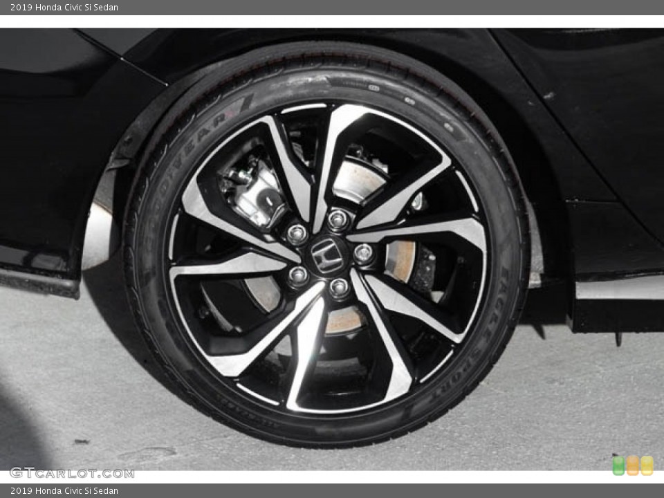 2019 Honda Civic Si Sedan Wheel and Tire Photo #132981121