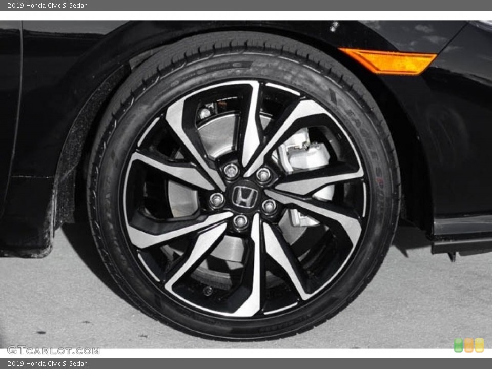 2019 Honda Civic Si Sedan Wheel and Tire Photo #132981191