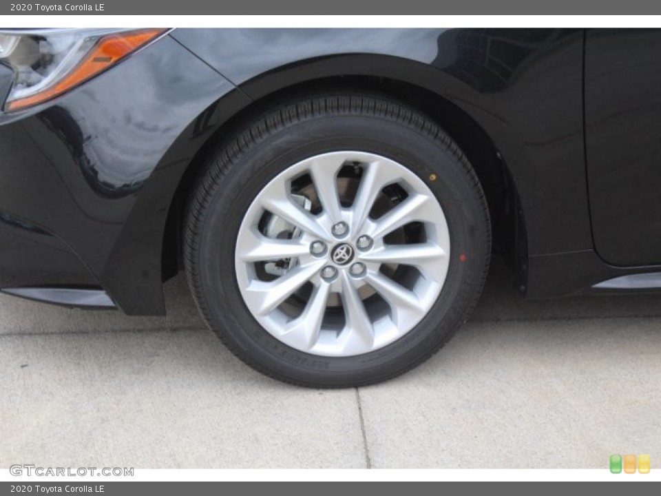2020 Toyota Corolla LE Wheel and Tire Photo #133043345