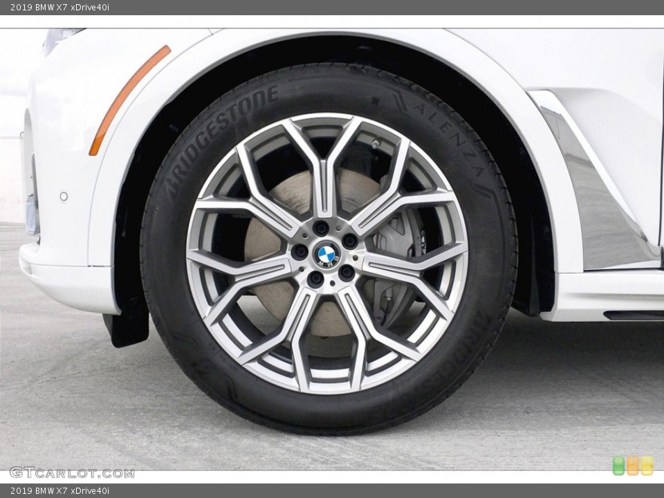 2019 BMW X7 xDrive40i Wheel and Tire Photo #133279519