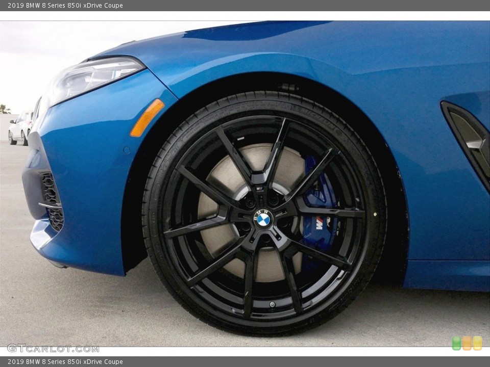 2019 BMW 8 Series 850i xDrive Coupe Wheel and Tire Photo #133280176