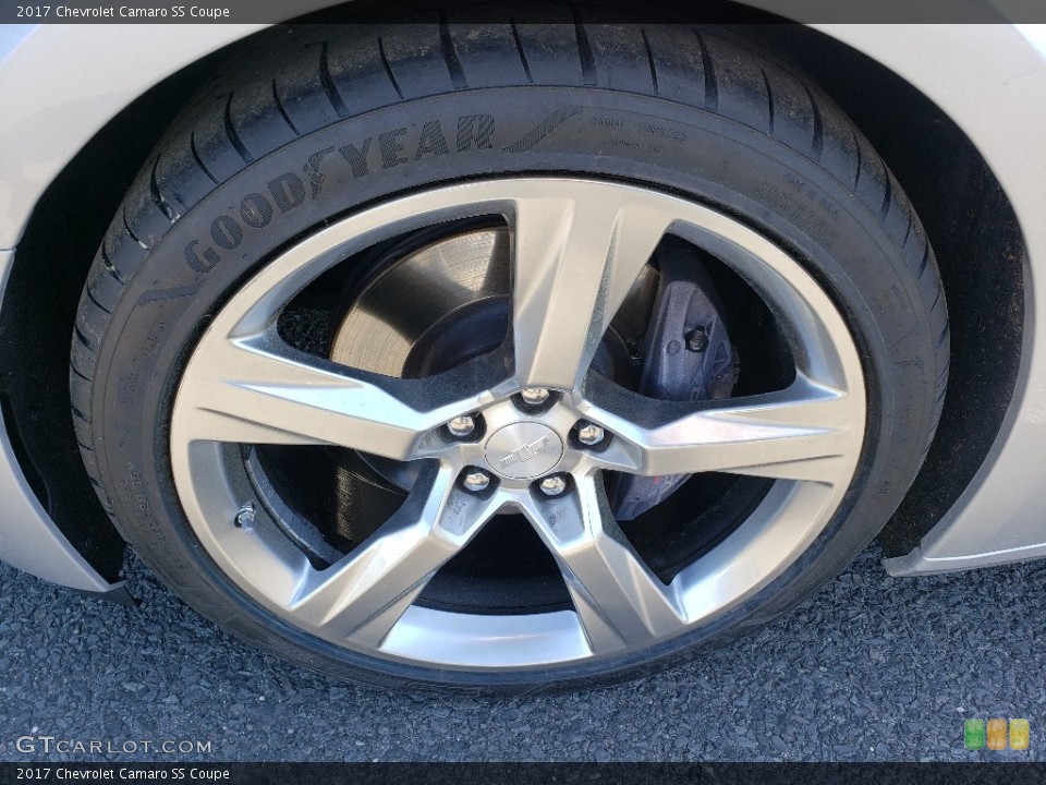 2017 Chevrolet Camaro SS Coupe Wheel and Tire Photo #133536832