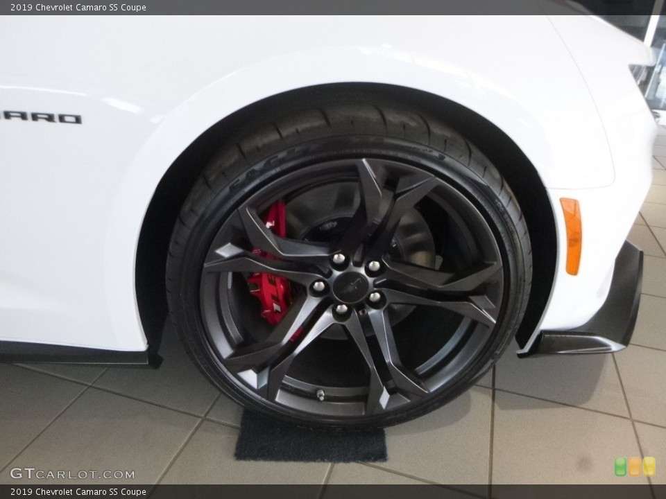 2019 Chevrolet Camaro SS Coupe Wheel and Tire Photo #134016260