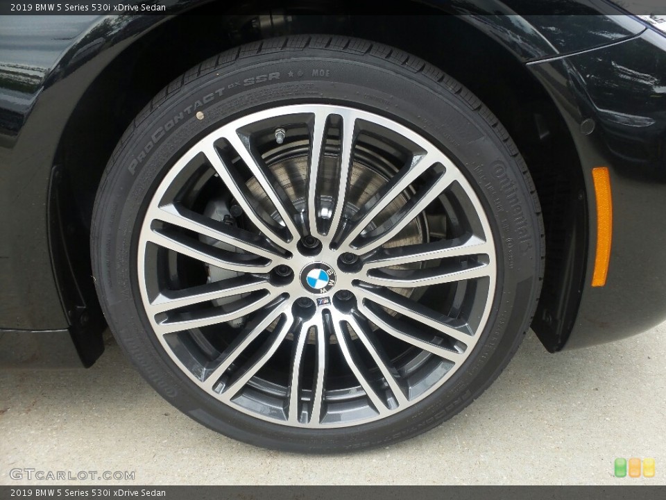 2019 BMW 5 Series 530i xDrive Sedan Wheel and Tire Photo #134082171